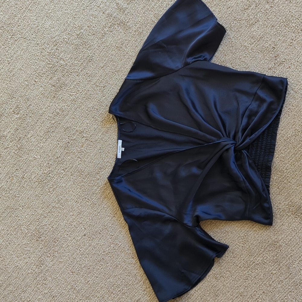 Ro & De Navy Crop Blouse